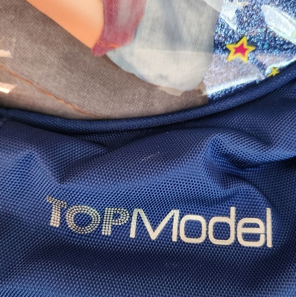 Backpack Girls - Picture 3 of 11